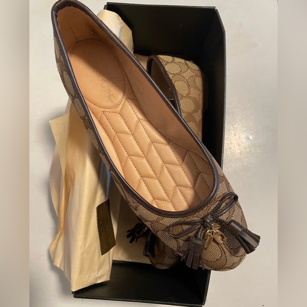 Coach Benni Signature JACQ Flat FG2708 11000148 Khaki/Mahogany Size 8